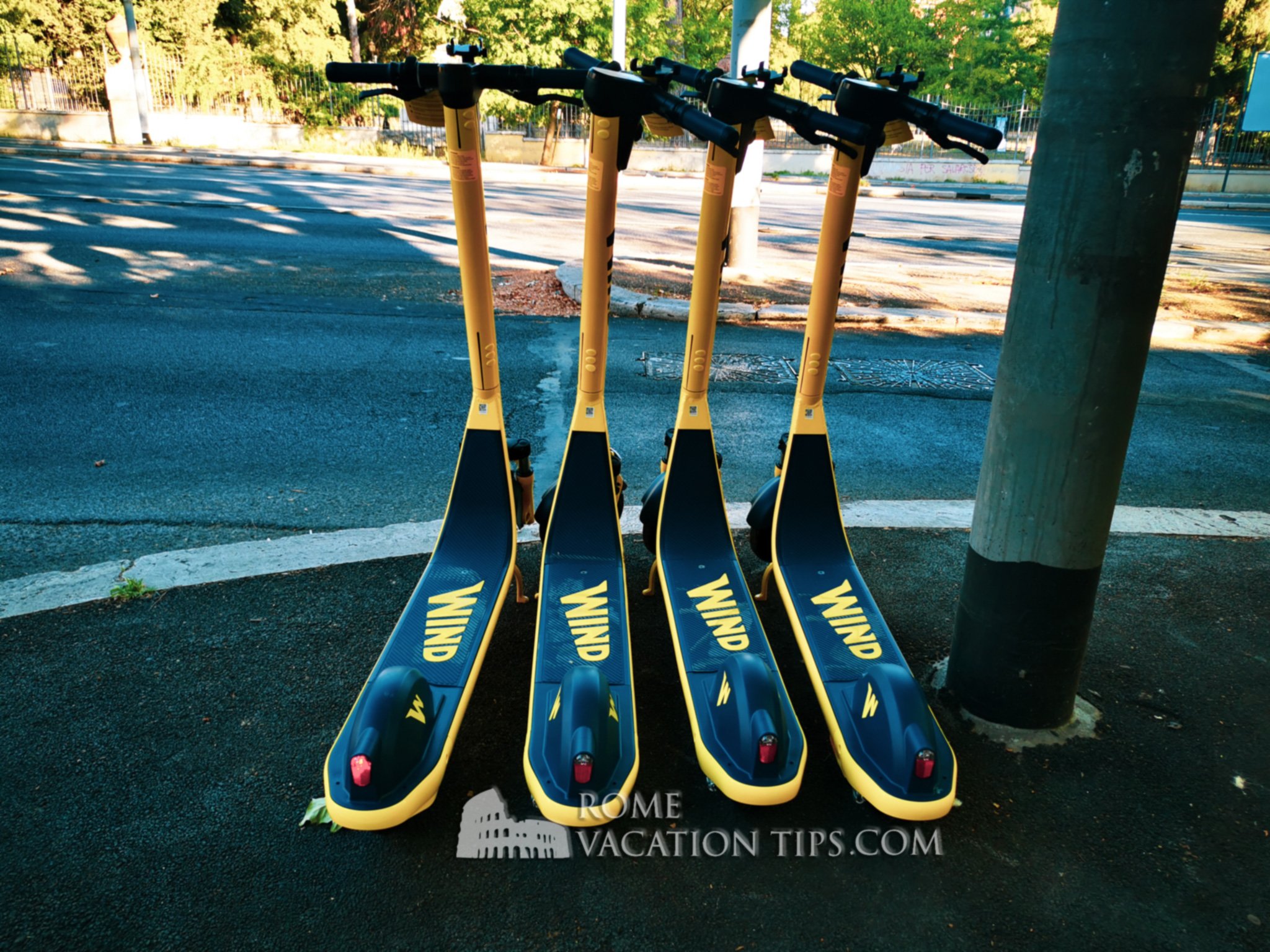 Wind electric scooter - Rome Vacation Tips